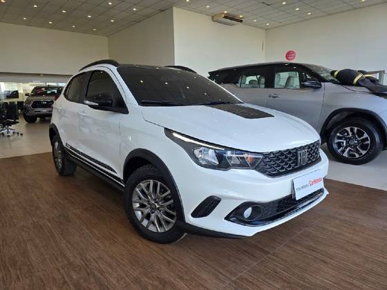 FIAT ARGO 1.3 FIREFLY FLEX TREKKING MANUAL